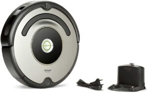 Scopri di più sull'articolo La recensione di Roomba 615: Silenzioso e discreto, prodotto di qualità